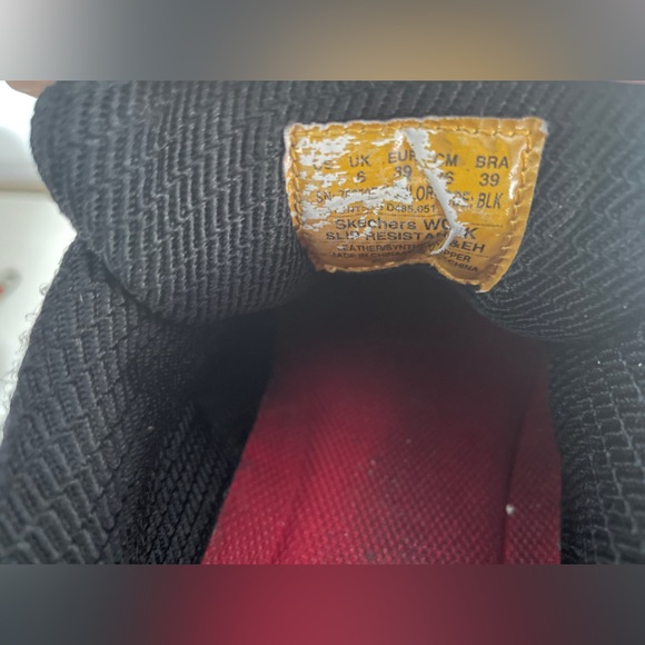 Black Skechers Work Slip Resistant Shoes - Picture 6 of 8